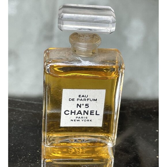 Chanel No. 5 Original .25 Perfume PLUS Collectible Bottles, FREE Box - Picture 3 of 15